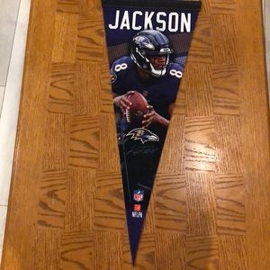 Lamar Jackson pendant